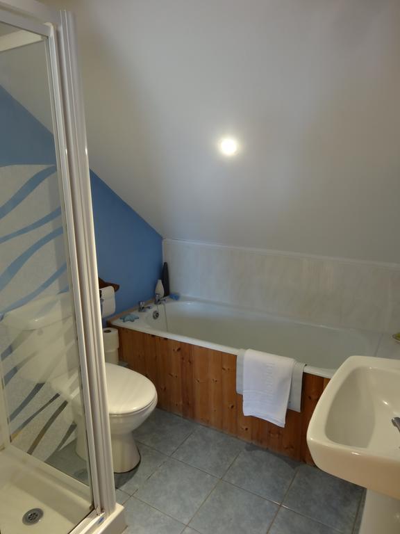 Claremont House Hotel Saundersfoot Room photo